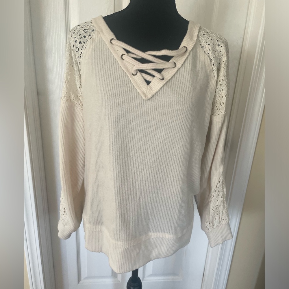 Daytrip Cream V-Neck Lace-Up Sweater